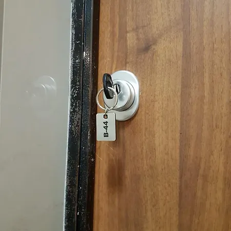 Apartment B44