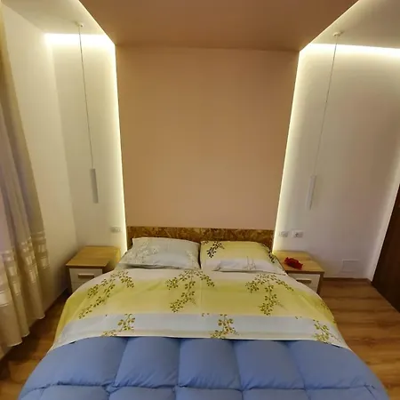 B44 *