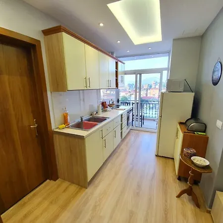 B44 Apartment