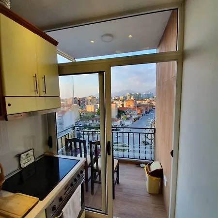 Apartment B44